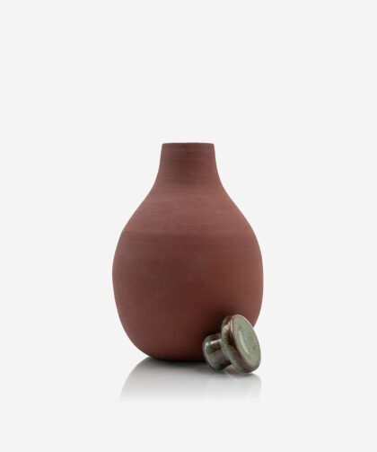 A Magic Cabinet-Paprika Bottle Homatino Ceramics