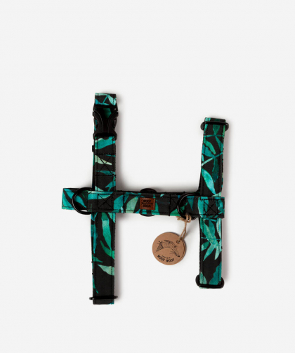 A Magic Cabinet-Jungle Leaves Harnesses M Woof Woof
